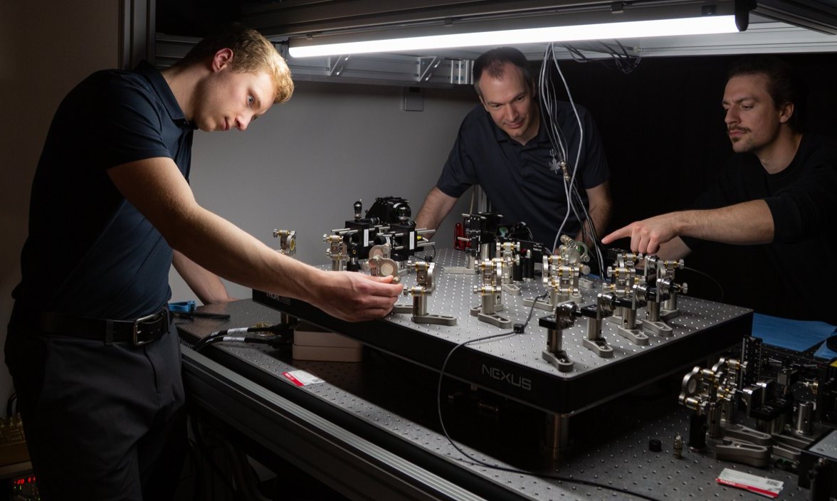 QuTE Lab members aligning optics on the quantum sensing setup